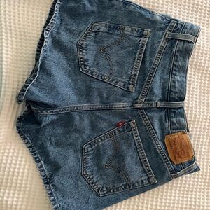 Levi's Men's Classic Blue Denim Shorts